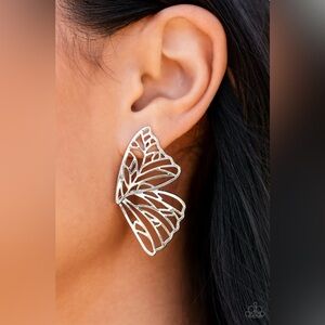 Butterfly Frills Silver Post Earring